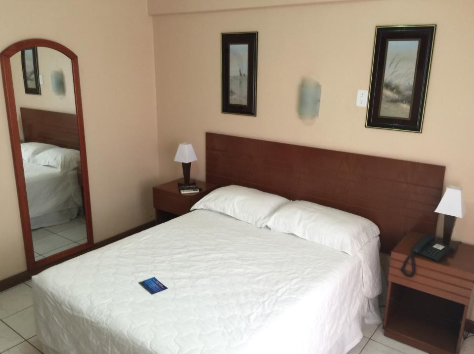 Fares Turis Hotel 우루과이아나 외부 사진